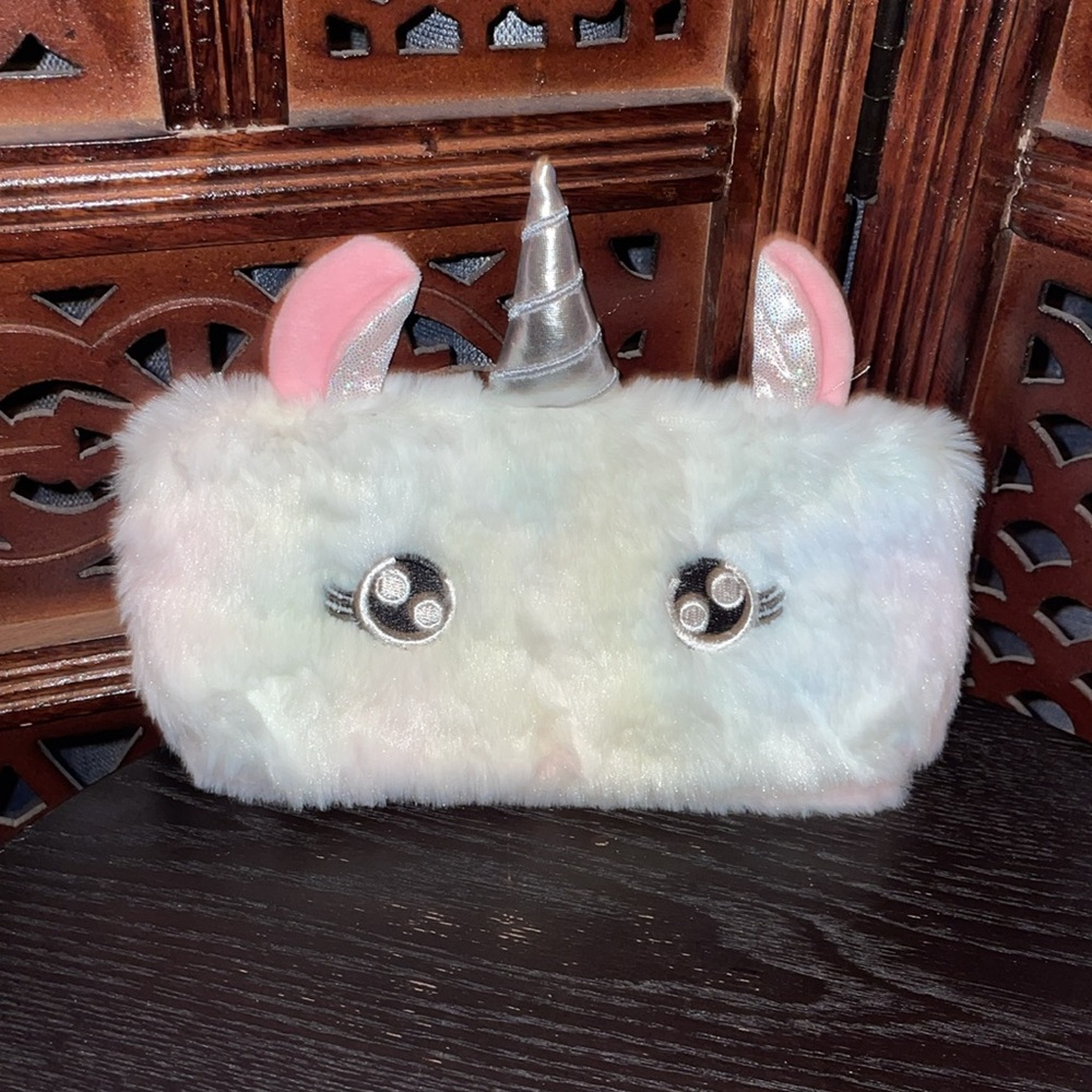 NWT PIKBEAR RAINBOW BACKPACK. - Picture 3 of 7